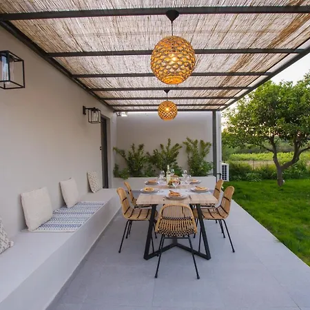 Drallos Luxury House Ferienhaus