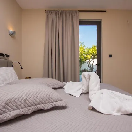 Drallos Luxury House Ferienhaus